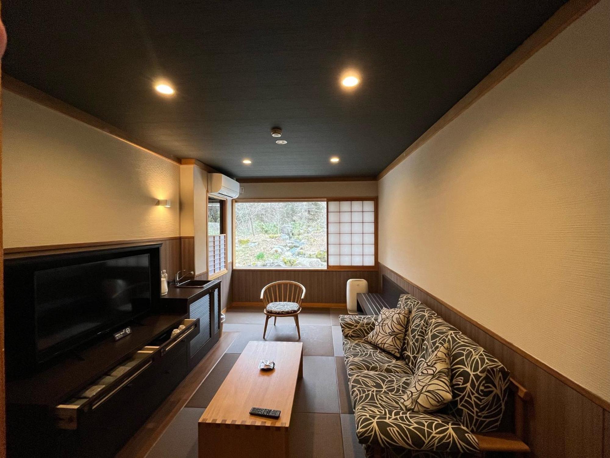 Miyama Ouan Kyoritsu Resort Takayama  Bagian luar foto A room at the Ryokan