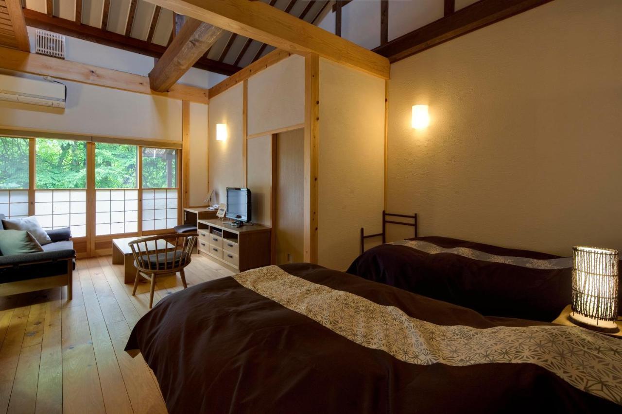 Miyama Ouan Kyoritsu Resort Takayama  Bagian luar foto A room at the Hoshino Resorts Karuizawa Hida
