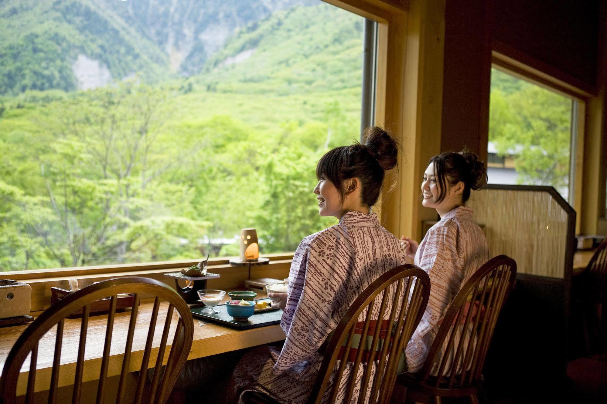 Miyama Ouan Kyoritsu Resort Takayama  Bagian luar foto A view from the dining room